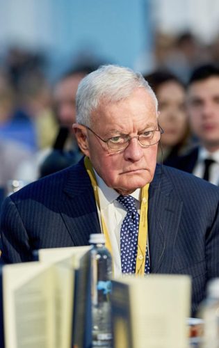 Yhdysvaltain presidentti Trumpin nimeämä kenraaliluutnantti Keith Kellogg Ukrainan erityislähettilääksi.